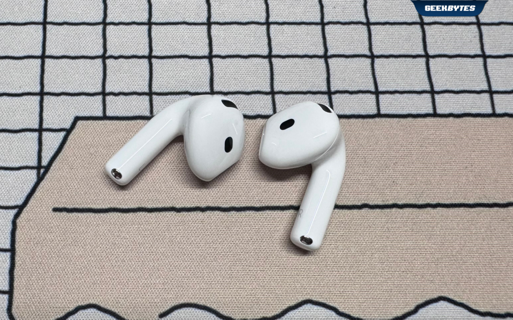 AirPods 4 with ANC Improved Comfort